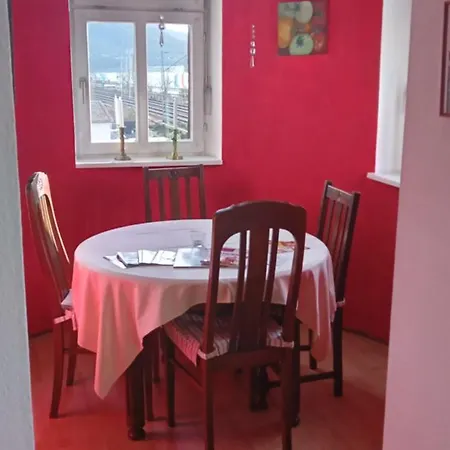 Bed & Breakfast Wohnen Im Burghotel