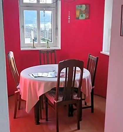 Wohnen Im Burghotel Bed and breakfast 3*