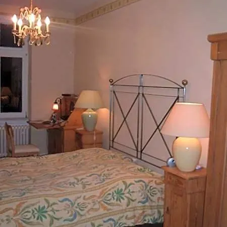 Bed and breakfast Wohnen Im Burghotel 3*