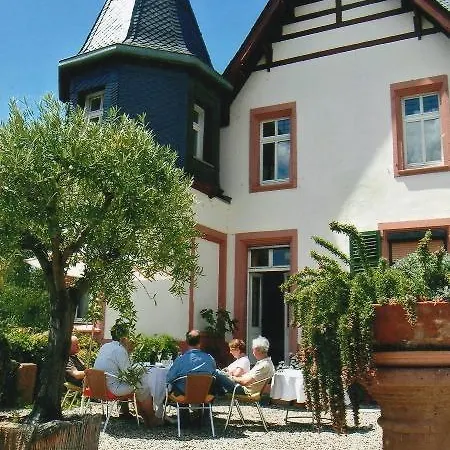 Wohnen Im Burghotel Lorch am Rhein