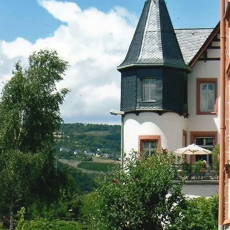 Wohnen Im Burghotel Lorch am Rhein