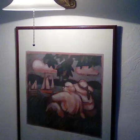 Wohnen Im Burghotel Bed & Breakfast 3*