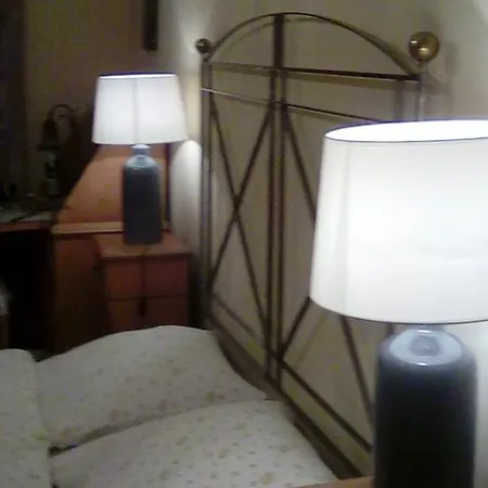 Bed and breakfast Wohnen Im Burghotel 3*