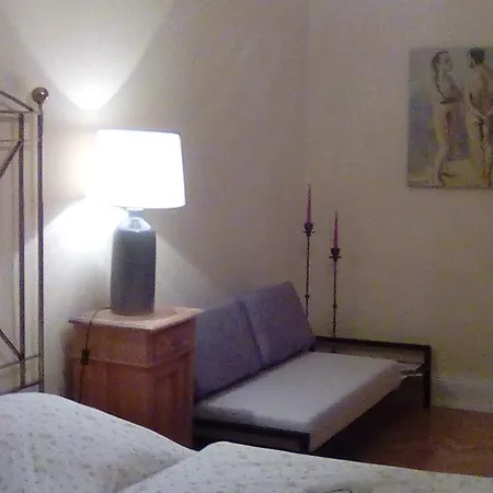 Wohnen Im Burghotel Bed & Breakfast