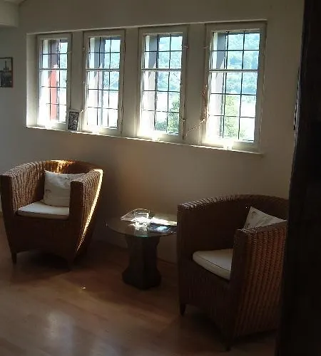 Wohnen Im Burghotel Lorch am Rhein