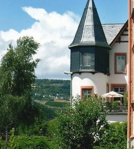 Wohnen Im Burghotel Lorch am Rhein