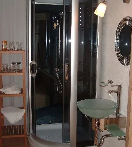 Wohnen Im Burghotel Bed & Breakfast Lorch am Rhein