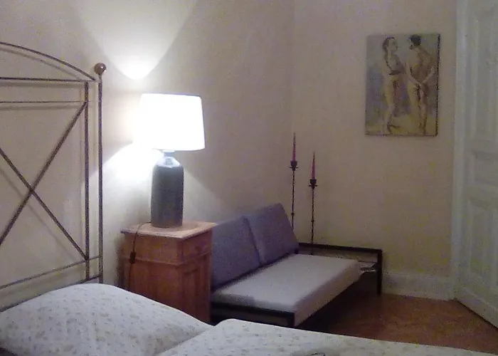 Wohnen Im Burghotel Bed & Breakfast