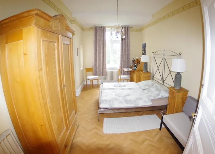 Bed & Breakfast Wohnen Im Burghotel